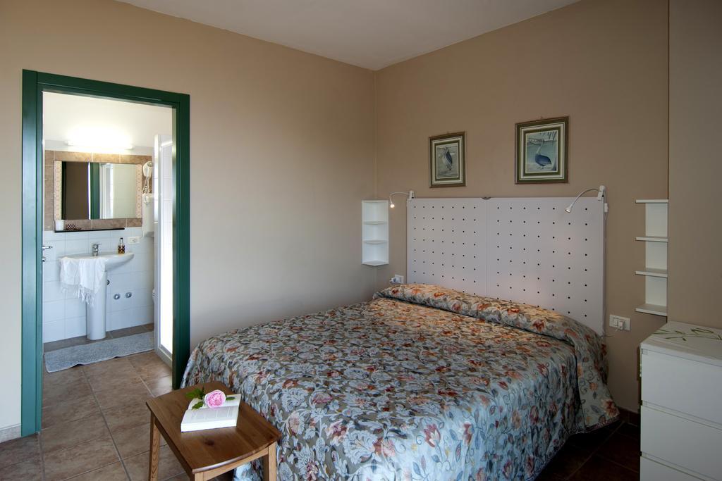 Hotel Mariano Гарняно Стая снимка